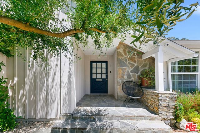 3644 Goodland Avenue, Los Angeles