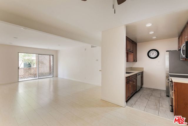 5460 White Oak Avenue # K103, Encino