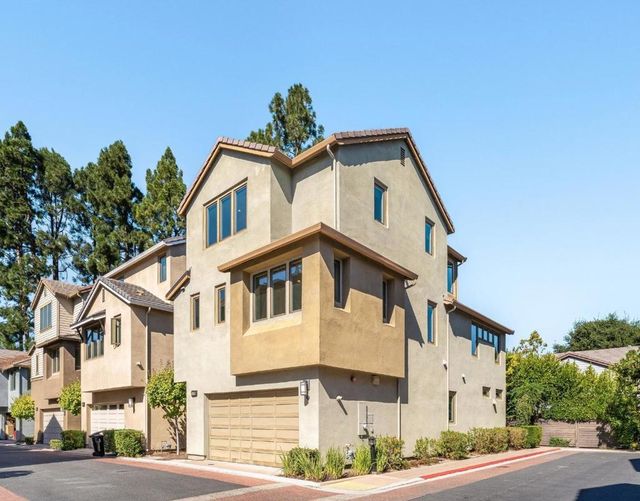 3493 Alma Village Circle, Palo Alto