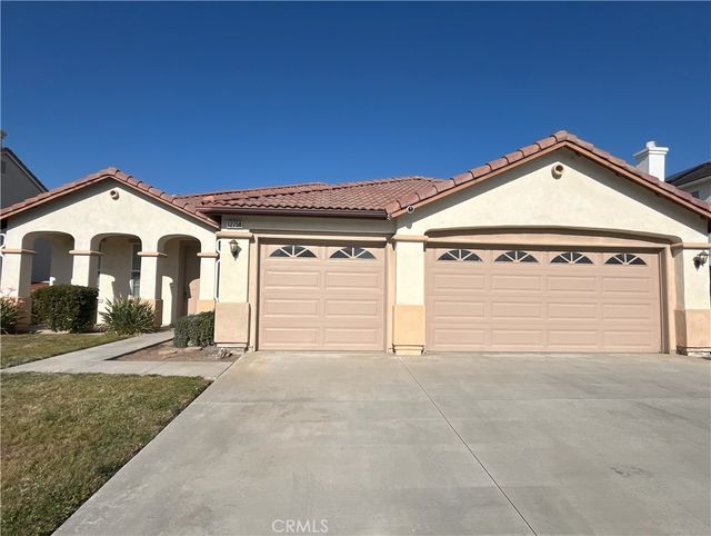 12758 Royal Palm Ln, Riverside