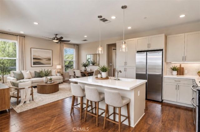 902 N Botanica Lane # A, Azusa