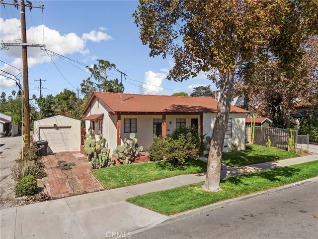 1565 N Palomares, Pomona