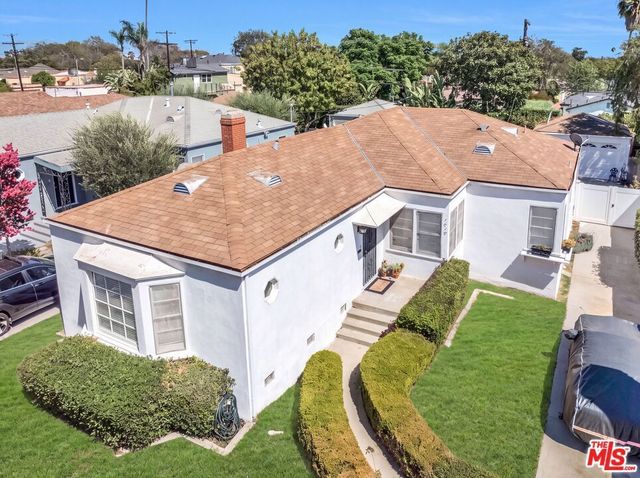 1818 Hi Point Street, Los Angeles