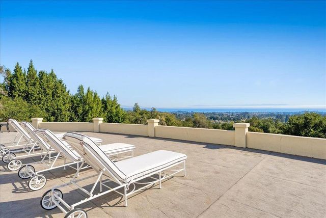 260 Castle Drive, Santa Cruz
