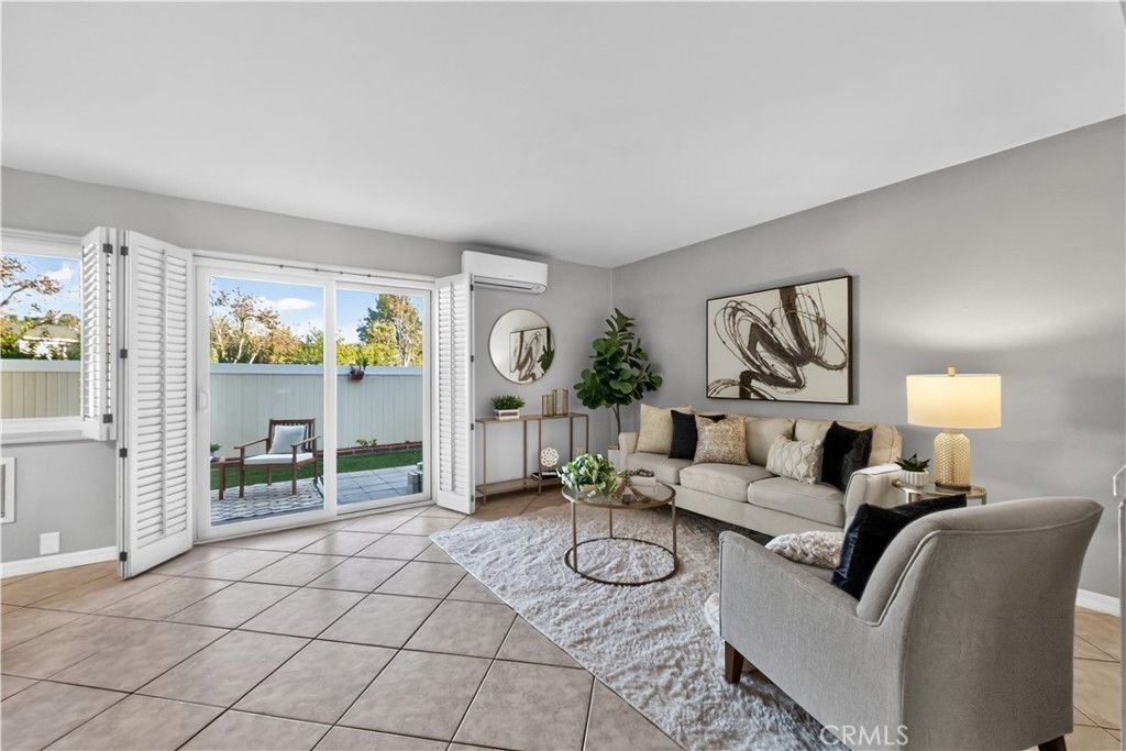 23351 La Glorieta # C, Mission Viejo