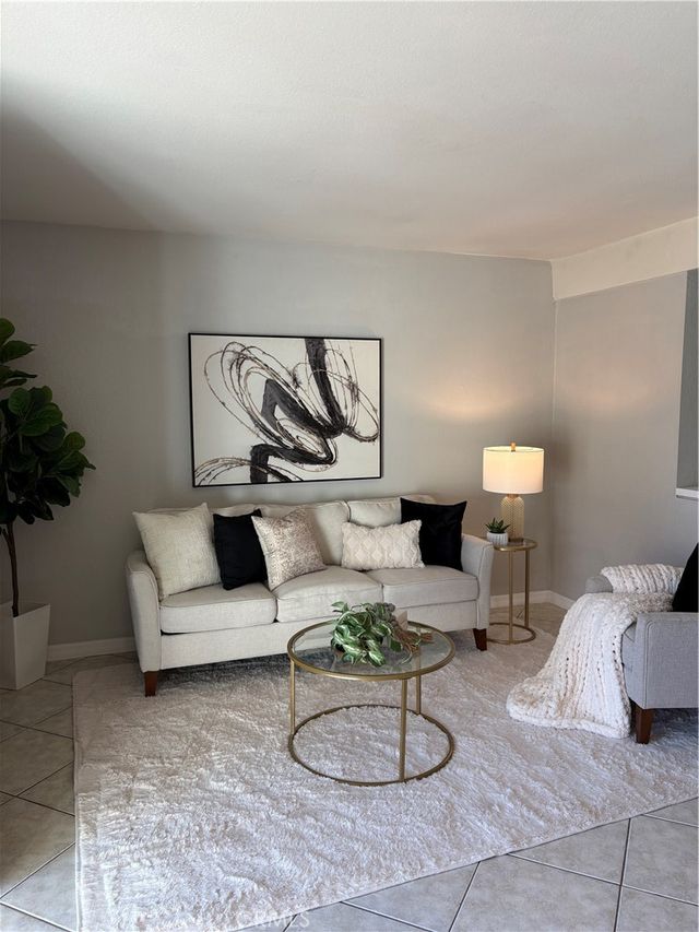 23351 La Glorieta # C, Mission Viejo
