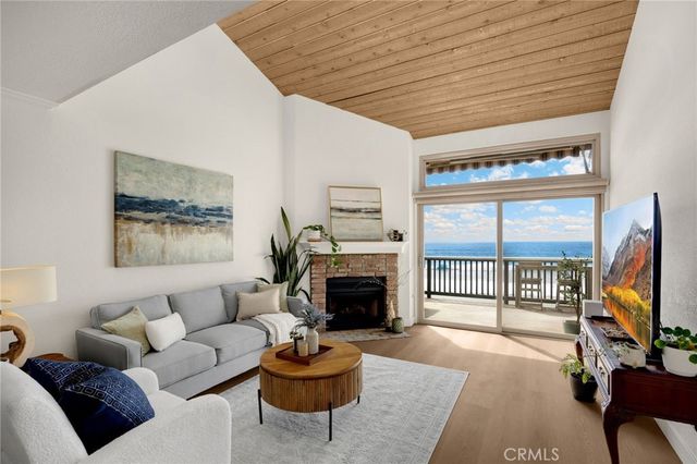 1445 S Pacific # R, Oceanside