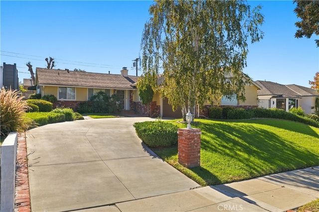 636 Andover, Burbank
