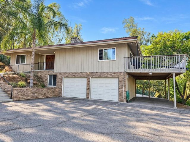 11852 Serena Road, Lakeside