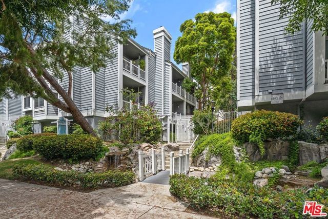 8500 Falmouth Avenue # 3215, Playa Del Rey