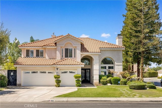 1001 Sungro Way, Bakersfield