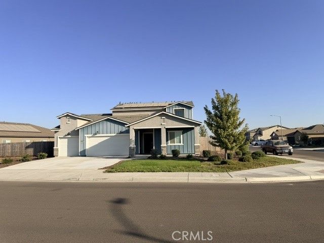 1332 W Randy Ave, Fowler