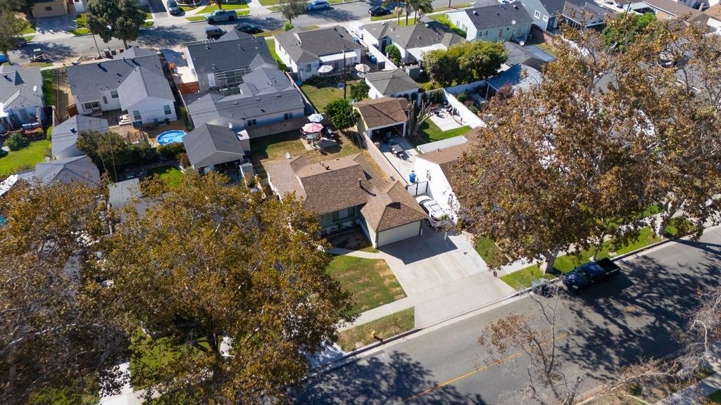 4403 Shadeway Road, Lakewood