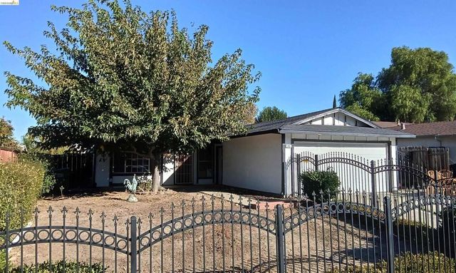 145 Viking Way, Pittsburg