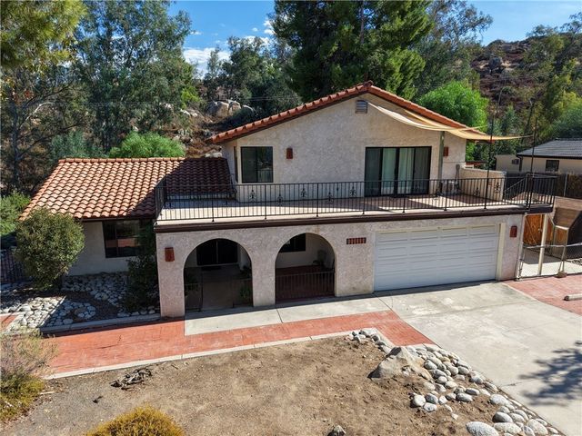 41805 Vermont Street, Hemet