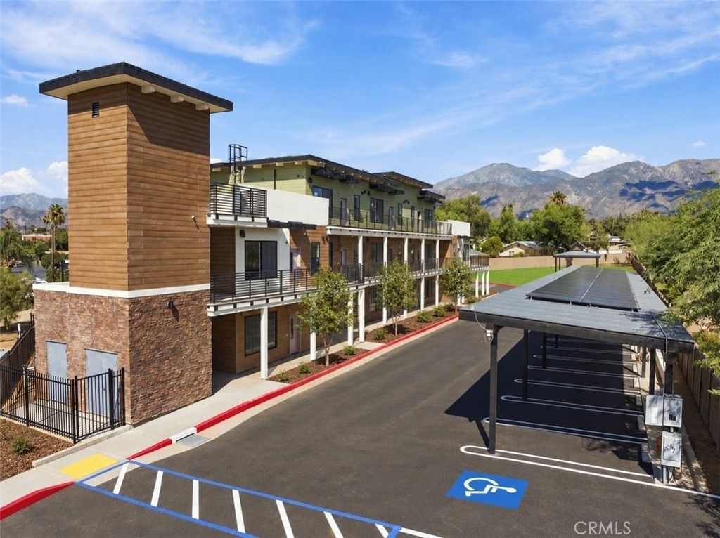 12255 3rd, Yucaipa