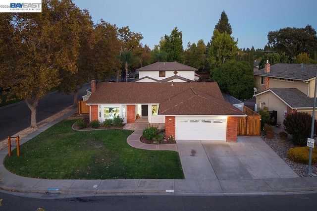 2802 Jones Gate Ct, Pleasanton