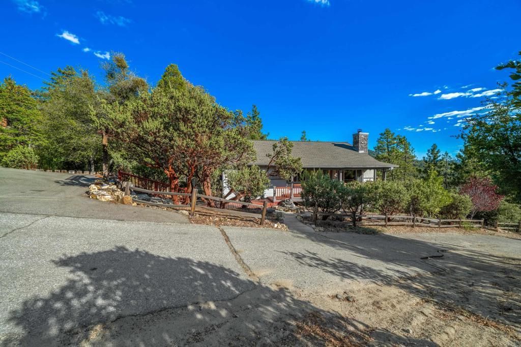 54151 Rockdale Drive, Idyllwild