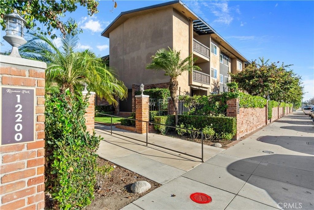 12200 Montecito Road # B112, Seal Beach