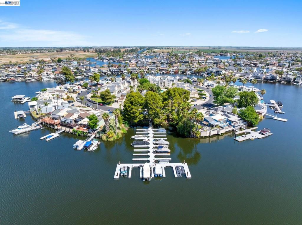 1257 Marina Circle, Discovery Bay