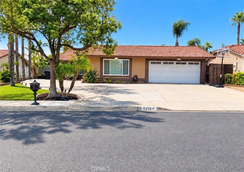 12729 Argo, Moreno Valley