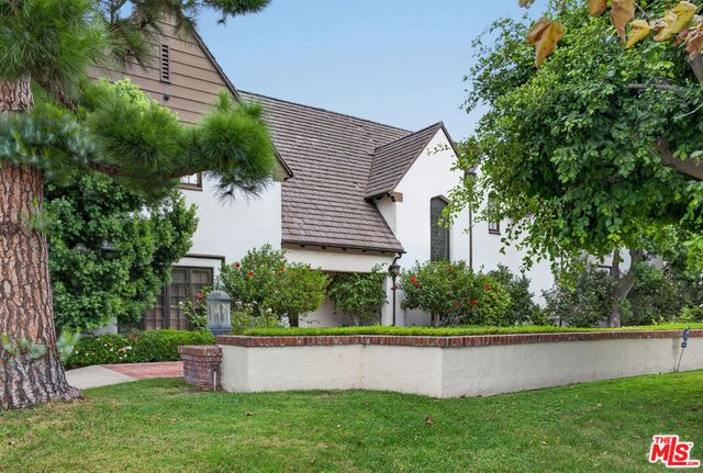 200 S June Street, Los Angeles