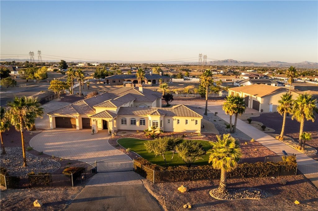 12128 Whitehaven, Oak Hills