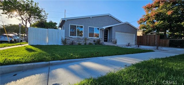 14831 Kingsdale Avenue, Lawndale