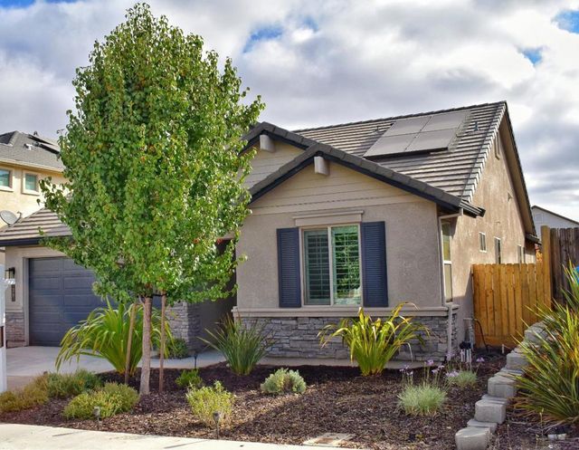 1361 Azalea Drive, Hollister