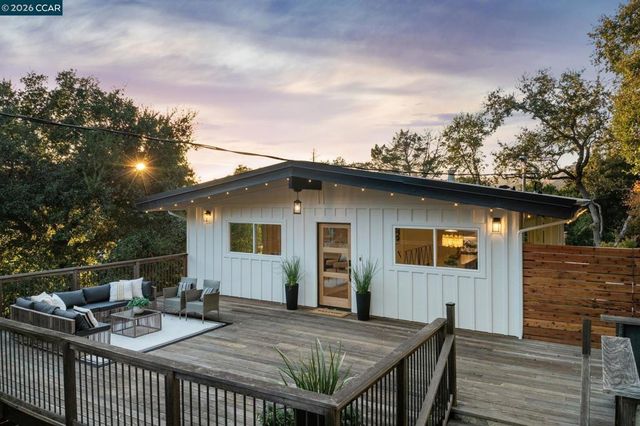 3241 Judith Ln, Lafayette