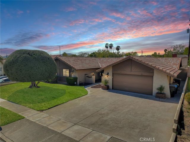 5494 N Stoddard Avenue, San Bernardino