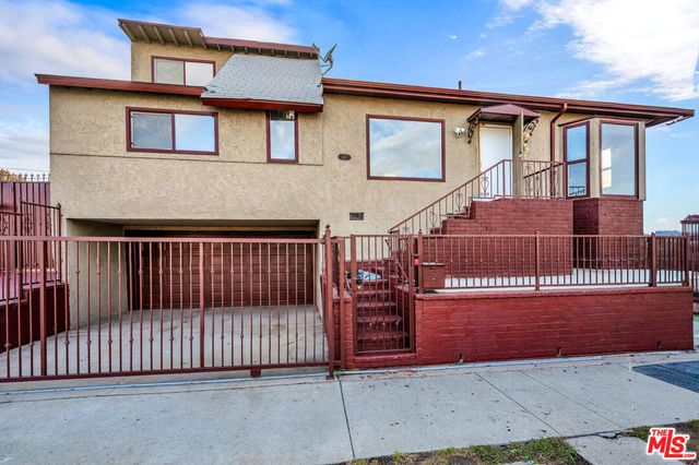 8117 S Normandie Avenue, Los Angeles