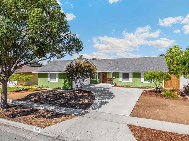 1007 San Antonio, Fullerton