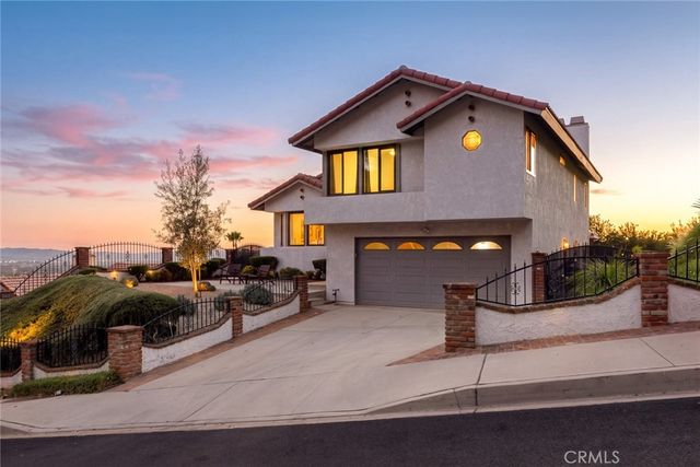 75 Cedarwood Avenue, Duarte
