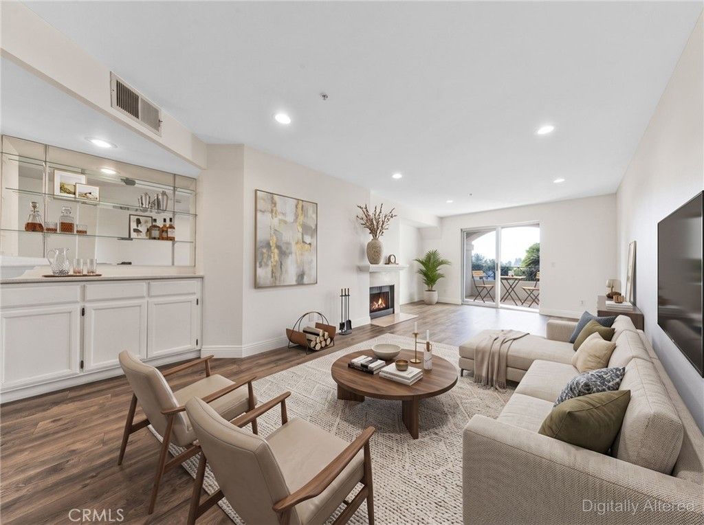 1775 Ohio, Long Beach