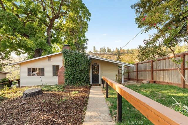 3703 Honey Run Road, Paradise