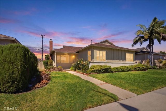 13119 Van Ness, Gardena