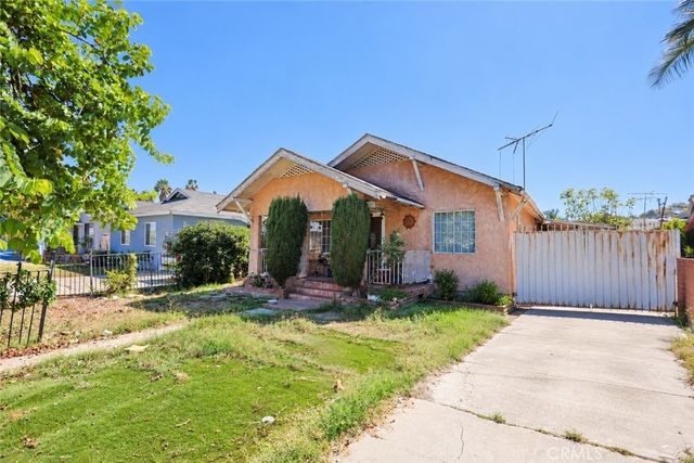 5018 W 111th Place, Inglewood