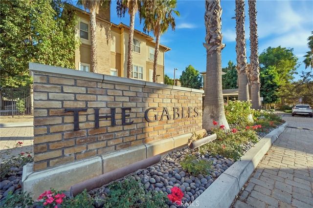 16094 Gables, Whittier