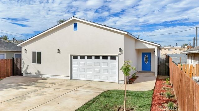 325 Holtby Rd, Bakersfield