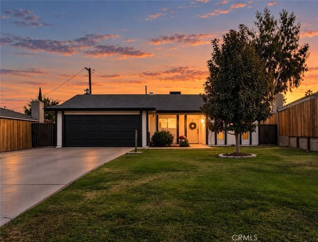 3106 St Thomas Way, Bakersfield