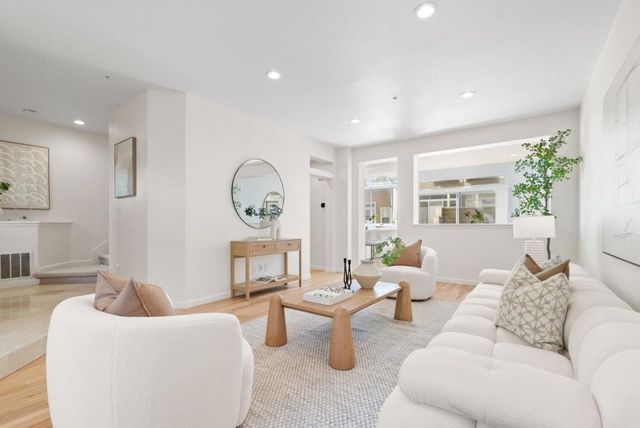 1171 La Rochelle Terrace # C, Sunnyvale