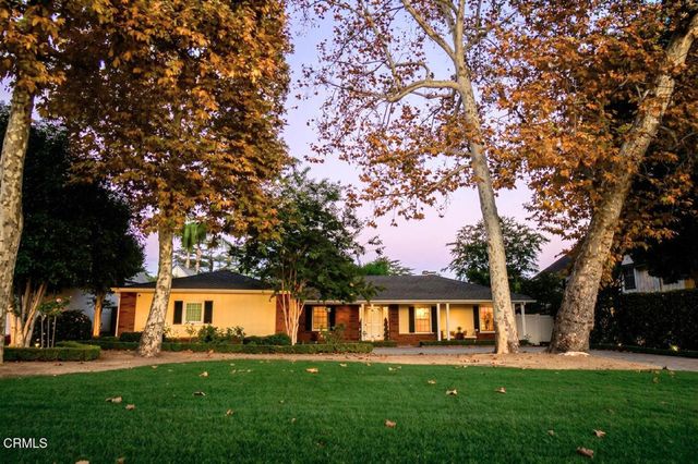 1524 Virginia Avenue, Glendale