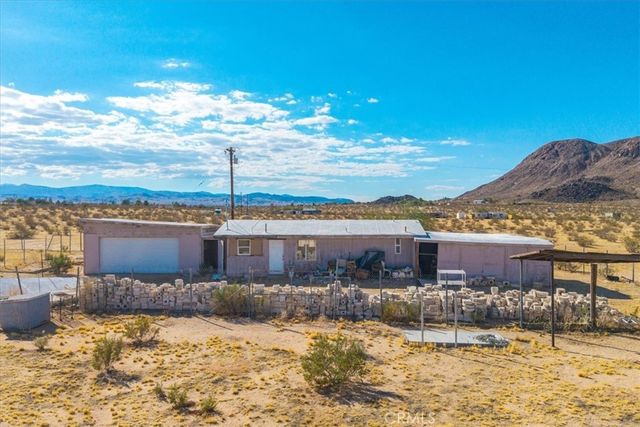 59985 Lorraine Avenue, Landers