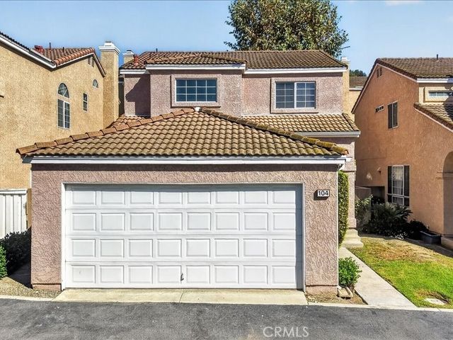 104 Cimarron, La Puente