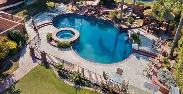 1913 Morning Rose Drive, Bakersfield