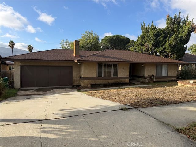 1560 W Nicolet, Banning