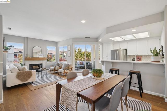 2516 Baywood Way, Richmond