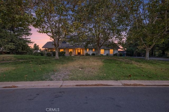 1453 Avocet, Olivehurst