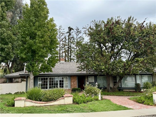 22271 Craggy View, Chatsworth